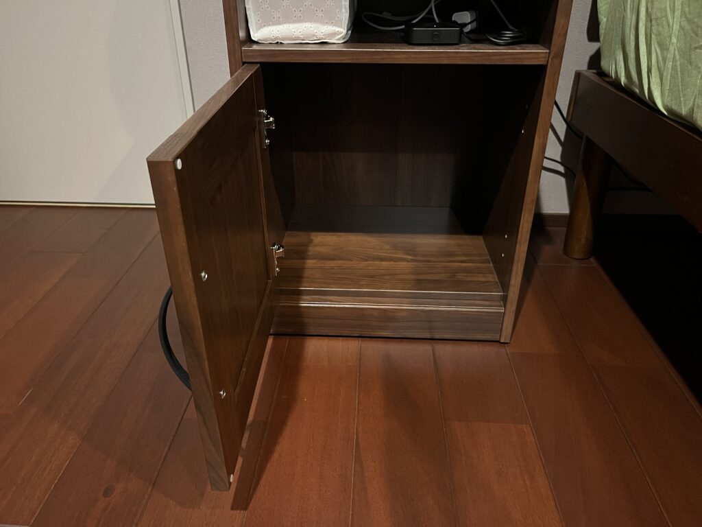 扉の開き方向は、左右どちらも対応可能。